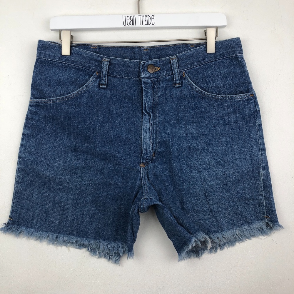 Wrangler High Waisted Jeans Cutoff Shorts
